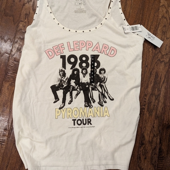 Def Leopard Studded Crew Tank - Cotton Ivory, plus sz 5x - Picture 7 of 12